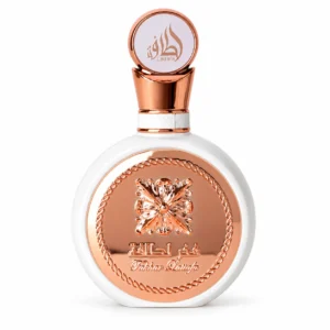 Frasco de Fakhar Rose de Lattafa, Eau de Parfum para mujer de 100 ml, sobre fondo blanco
